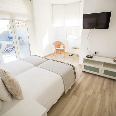 Jandia Modern New Private Heated Pool Big Terrace And Parking Апартаменты